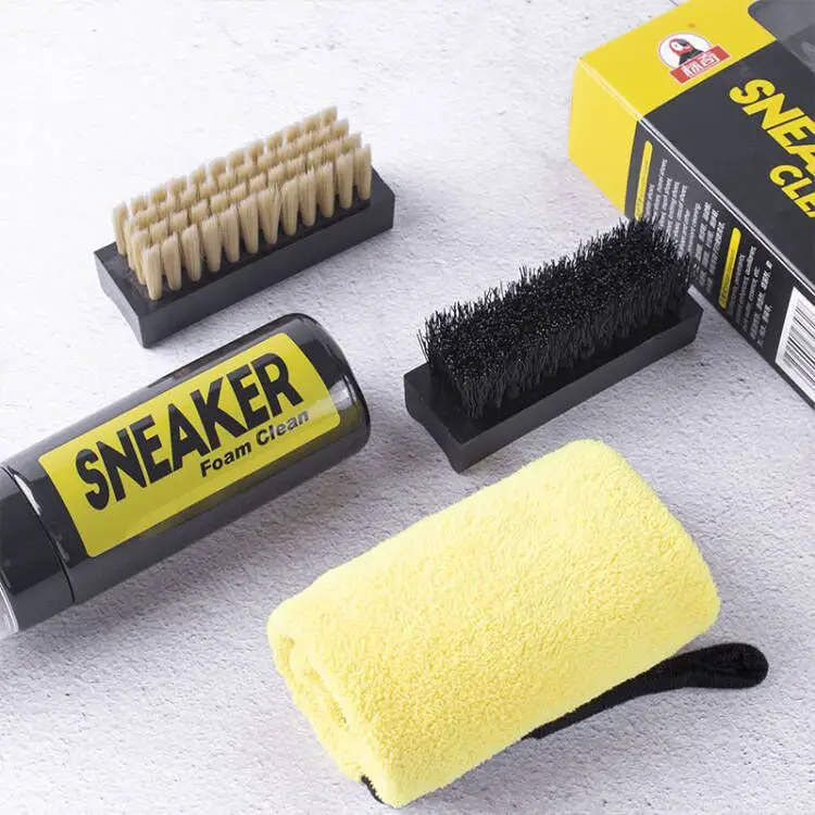 منظف أحذية رياضية رغوي خالي من - مراجعة Sneaker Cleaner وسعره